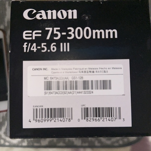 Canon zoom lens EF 75-300mm f/4-5.6 lll - Picture 4 of 4